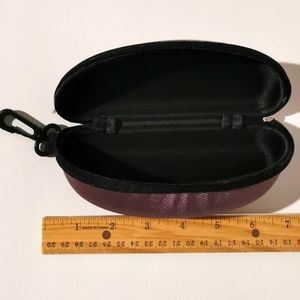 New wear glasses case.